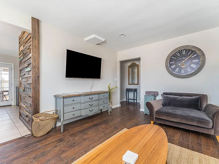 61537 Valley View Dr — Photo 40