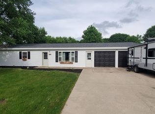 304 N Maple Ave, Graettinger, IA 51342