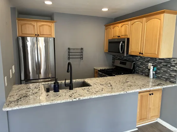 239 50th St APT 37, San Diego, CA 92102