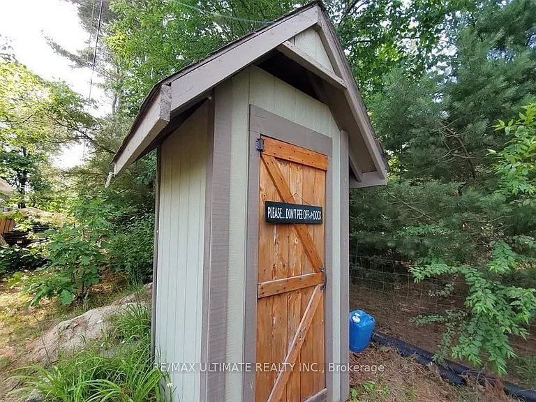 1355 Green Lake Rd — Photo 12