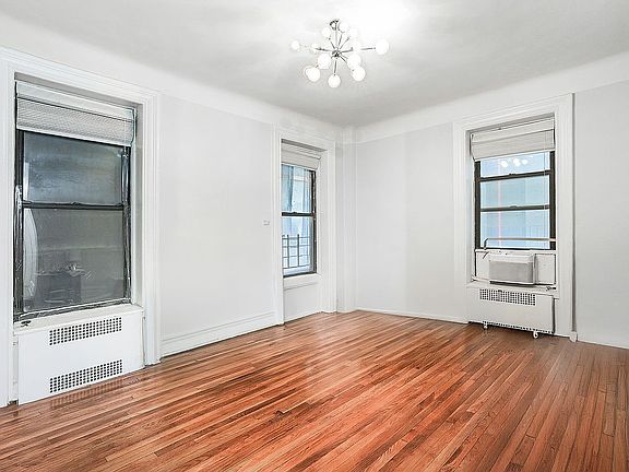 2nd image of 205 W 54th St APT 3A