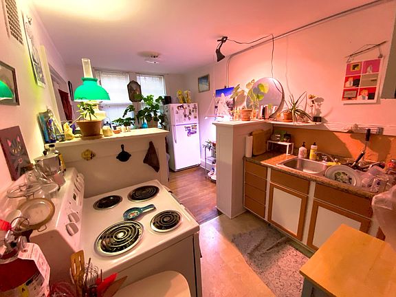 5th image of 20 Evans St #4B