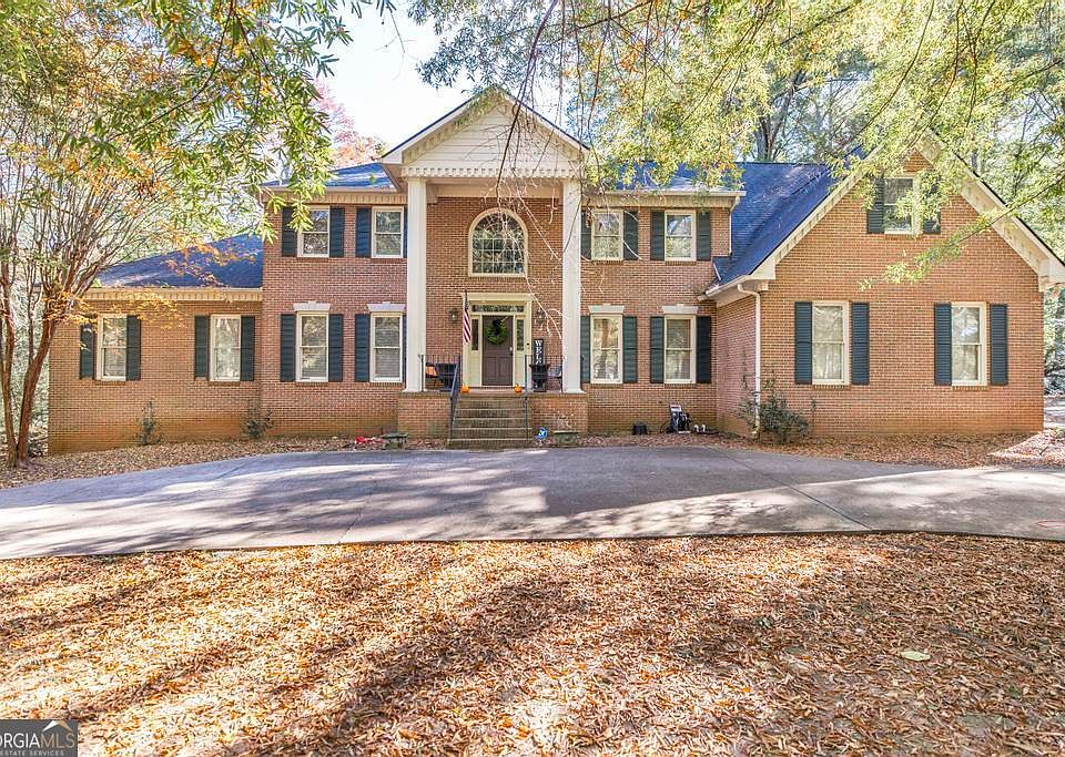 1st image of 103 Howard Oaks Dr