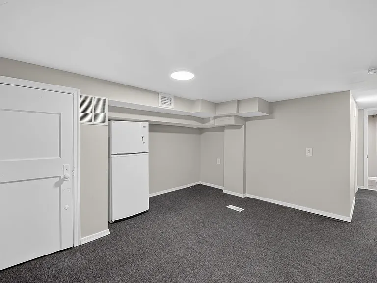 1004 Girard St NW — Photo 25
