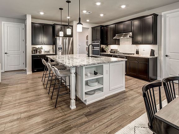Gourmet kitchen