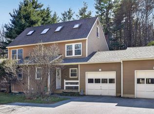 24 Swaan Dr, Lee, NH 03861