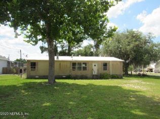 1305 2nd Ave, Welaka, FL 32193