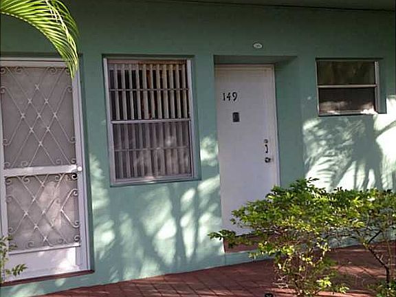 4th image of 1501 NE Miami Gardens Dr APT 149