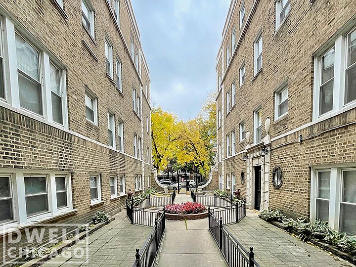 2nd image of 1145 W Lunt Ave #1-6975