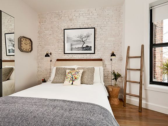 3rd image of 308 Eldert St #2REAR