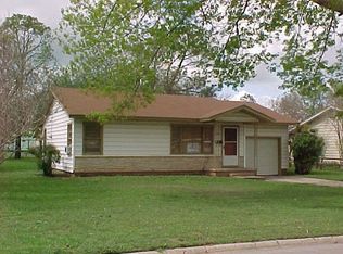504 Harriett Dr, Burkburnett, TX 76354