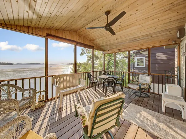 815 Reed St N, Waterville, MN 56096