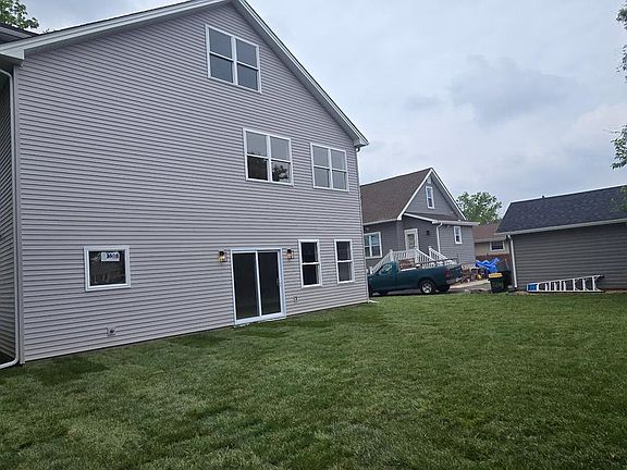 4th image of 5451 Beacon Ave