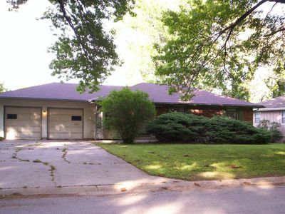 9404 E 82nd St, Raytown, MO, 64138