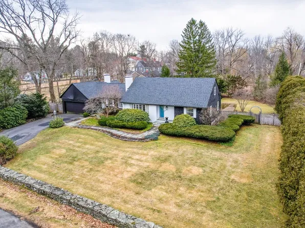 33 Kirkland Dr, Andover, MA 01810