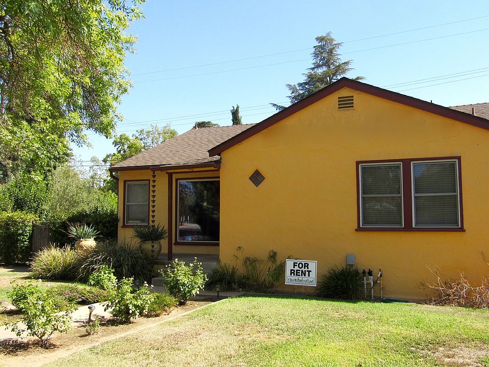 bright bungalow on corner lot