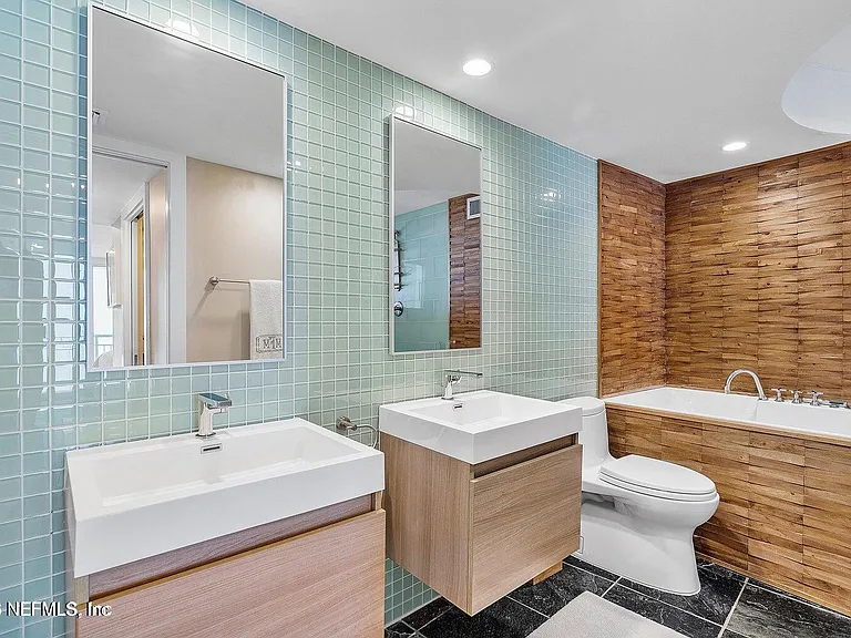 1601 Ocean Dr S #910 — Photo 22