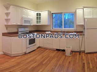 14 Abbott St APT 1, Wellesley, MA 02482