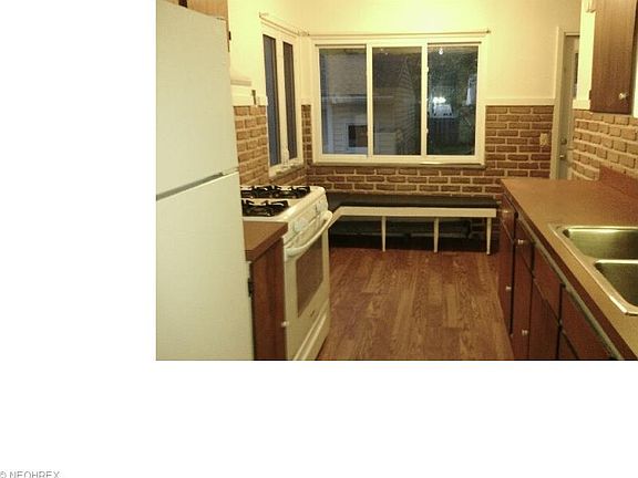 4th image of 164 Wyleswood Dr