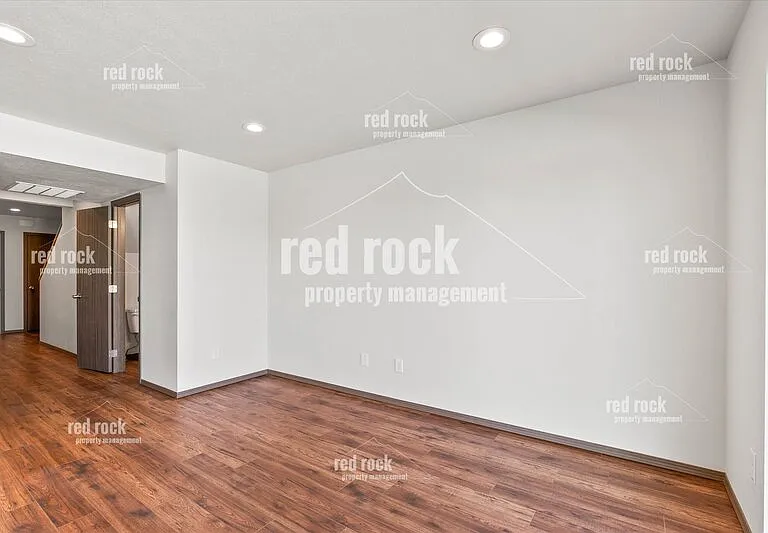 7113 E Pacific Way #2 — Photo 4