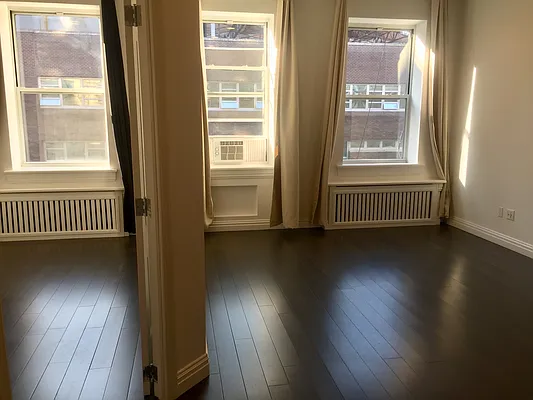 Rented by CNYC Apartments | media 34