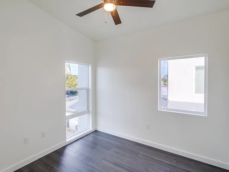 5119 Ewing St #2 — Photo 22