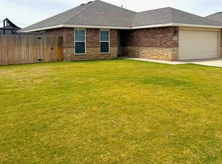 8803 10th Pl, Lubbock, TX 79416