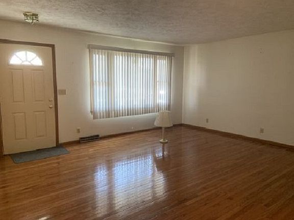 2nd image of 5204 Conrad Ave