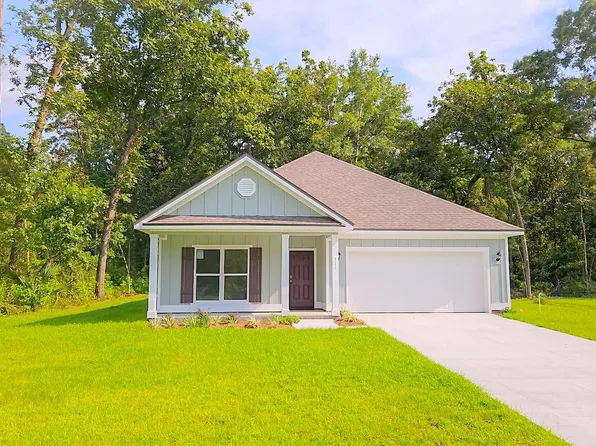 106 Getaway Ln, Crawfordville, FL 32327