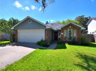 2305 Davis St, Taylor, TX 76574