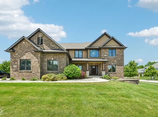 13560 Limerick Dr, Saint John, IN 46373