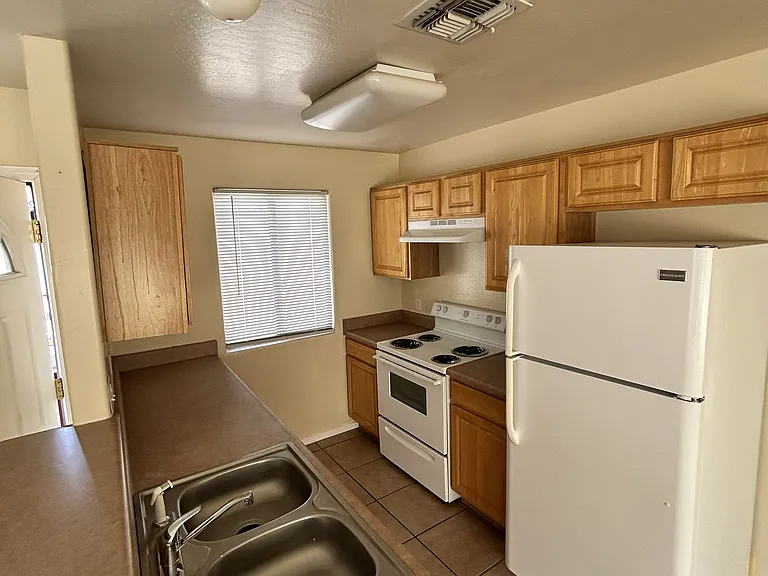 8550 W Monaco Blvd #C — Photo 4