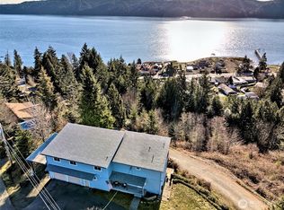 140 N Virginia Ave, Hoodsport, WA 98548