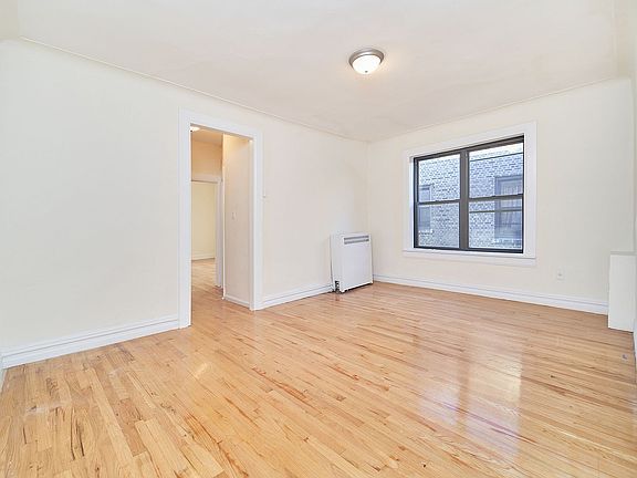 2nd image of 350 Fort Washington Ave Front 1