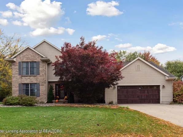 511 Windy Rush Ln, Dewitt, MI 48820