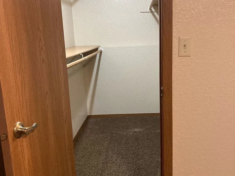 Capitol Apartments — Photo 41