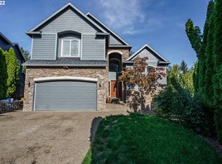 16523 SE Crest Ct, Portland, OR 97236