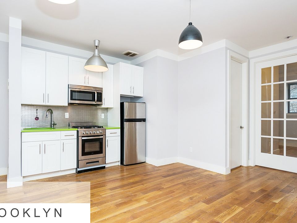 1st image of 249 Jefferson St #2F