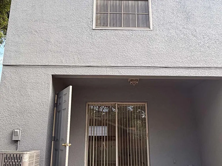3902 E Yukon St #C — Photo 13