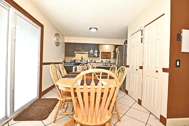 530 Bern Ct — Photo 16