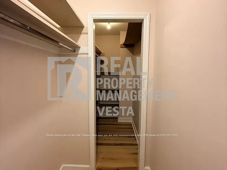 5116 Pineridge Dr — Photo 10