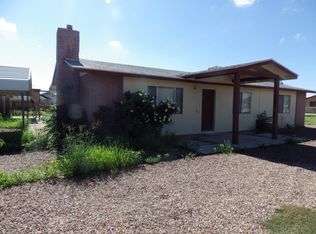 196 E Oak St, Huachuca City, AZ 85616
