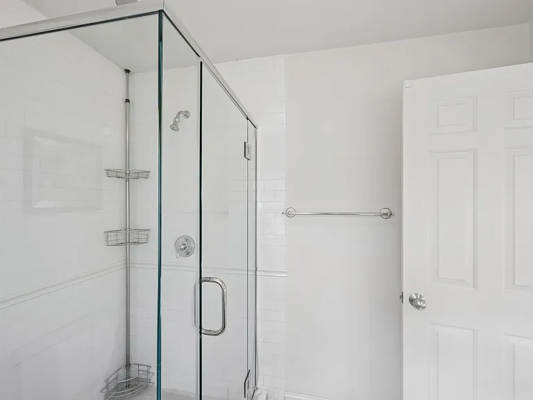 126 Malloy Dr — Photo 30