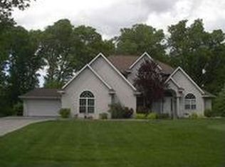 1310 Rosa Ave, Crivitz, WI 54114