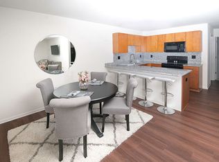 1172 Clinton Ave #207, Saint Clair, MI 48079
