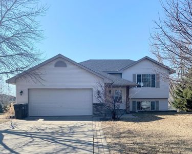 1608 Griffing Park Rd, Buffalo, MN, 55313