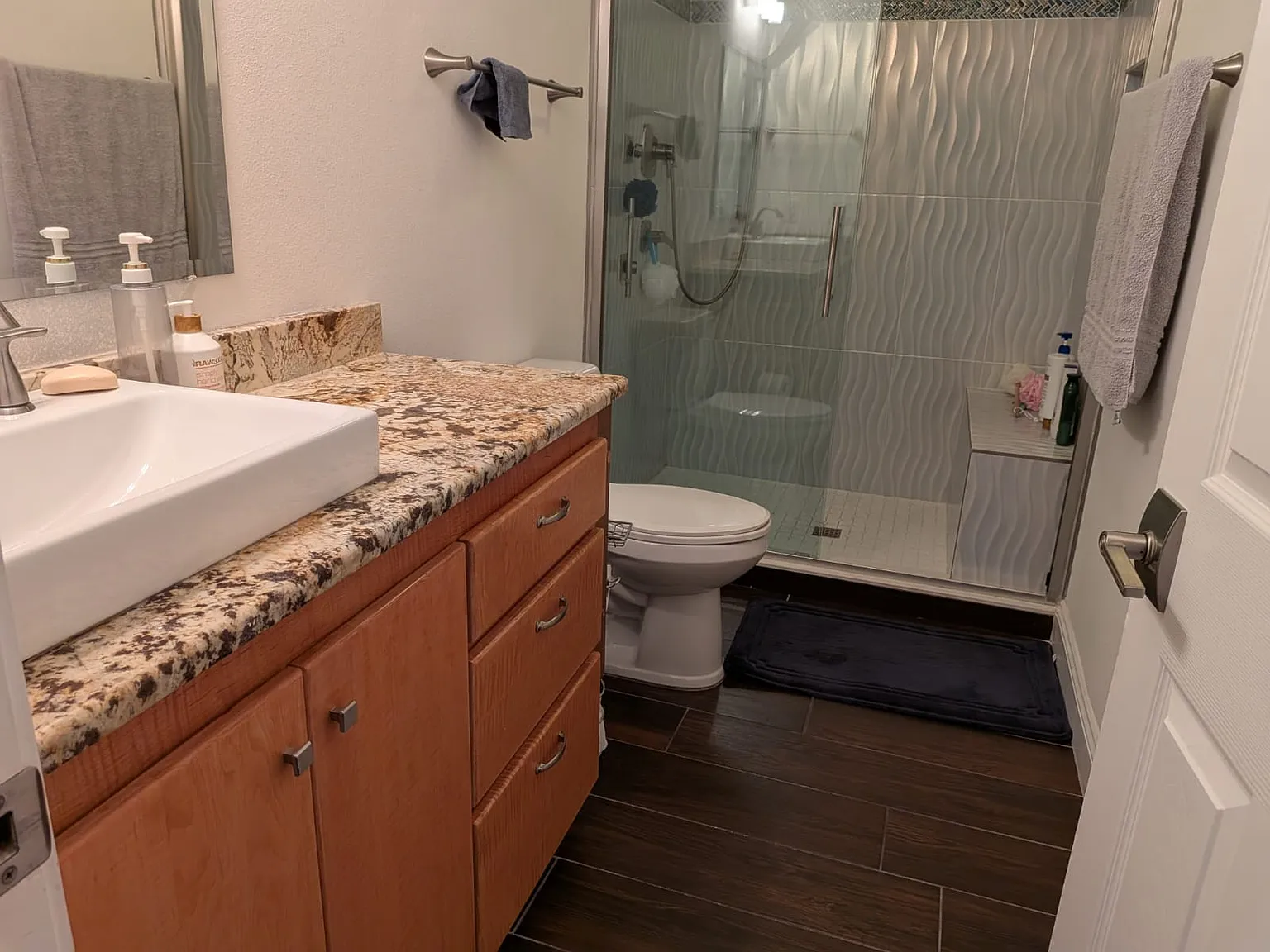 Lake Stall Suites — Photo 4