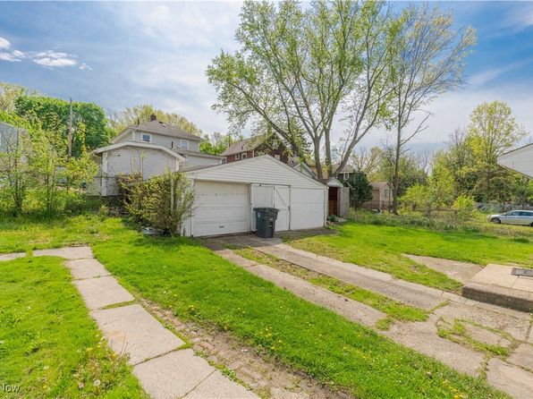 341 Pioneer St, Akron, OH 44305