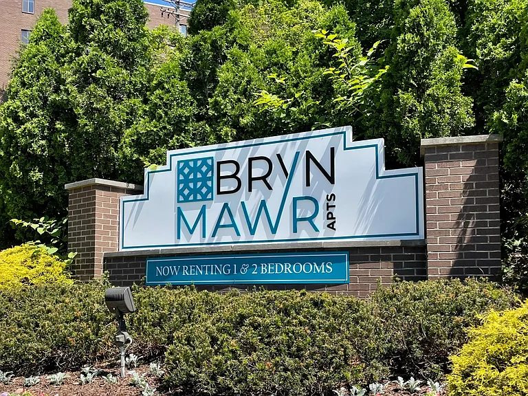 Bryn Mawr — Photo 13