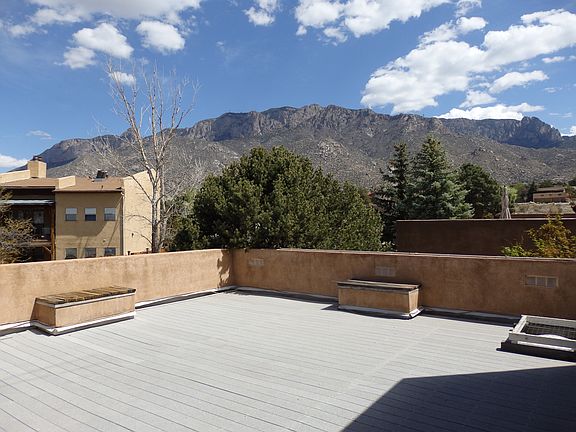 Large deck looking at tram & peak